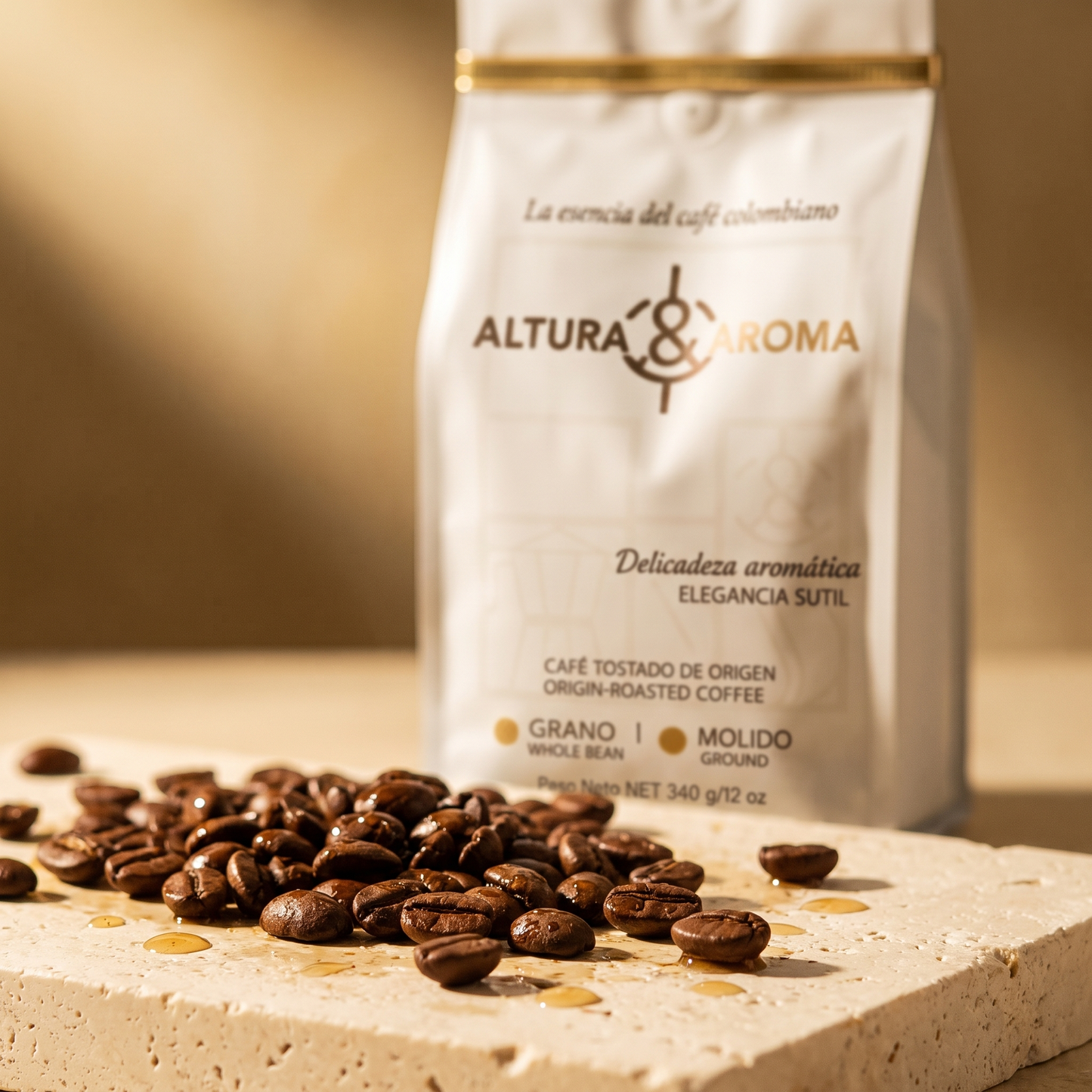 Altura y Aroma Geisha Washed — macro of freshly roasted coffee beans